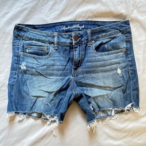 American Eagle Denim Jean Shorts Women's‎ Size 12 Blue Distressed Frayed Hem